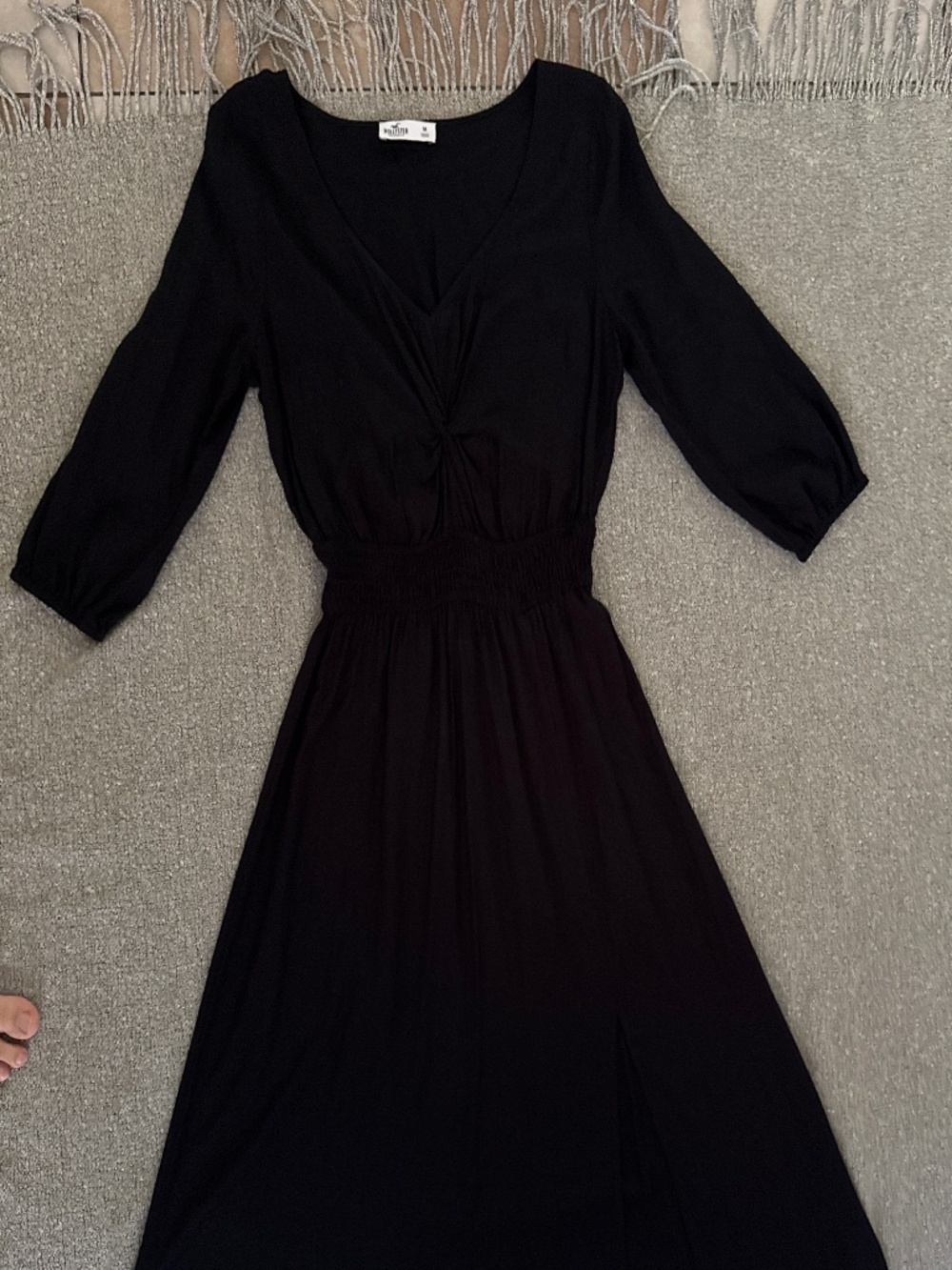 Hollister California Black Long Sleeve Ruched Waist Flowy Midi Dress Size Medium